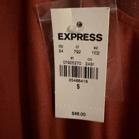 NWT! Express Pleated Satin Midi Dress Size Small in Dark Teracotta - Picture 4 of 4